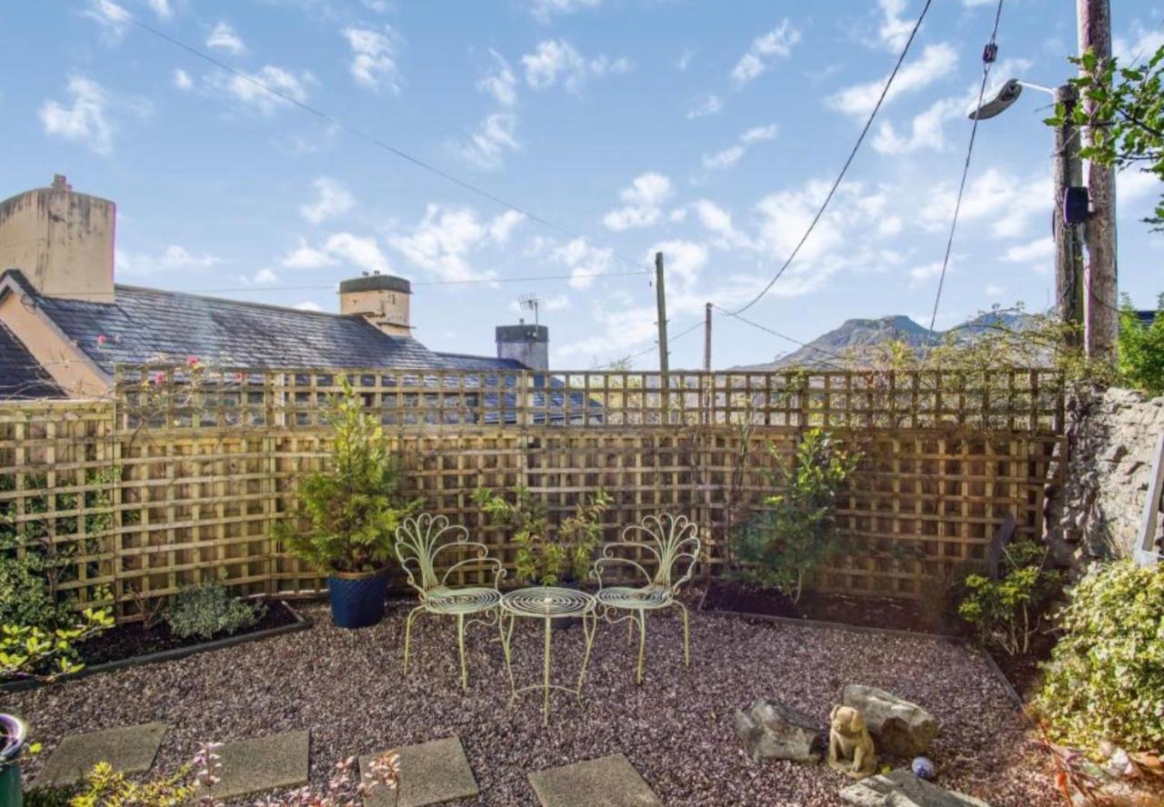 Hendre Villa Blaenau Ffestiniog Exterior photo