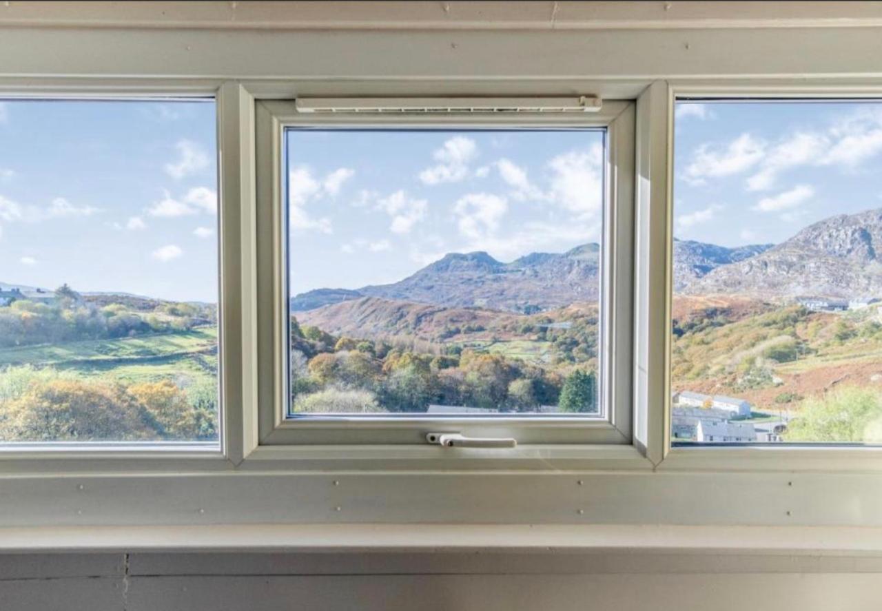 Hendre Villa Blaenau Ffestiniog Exterior photo